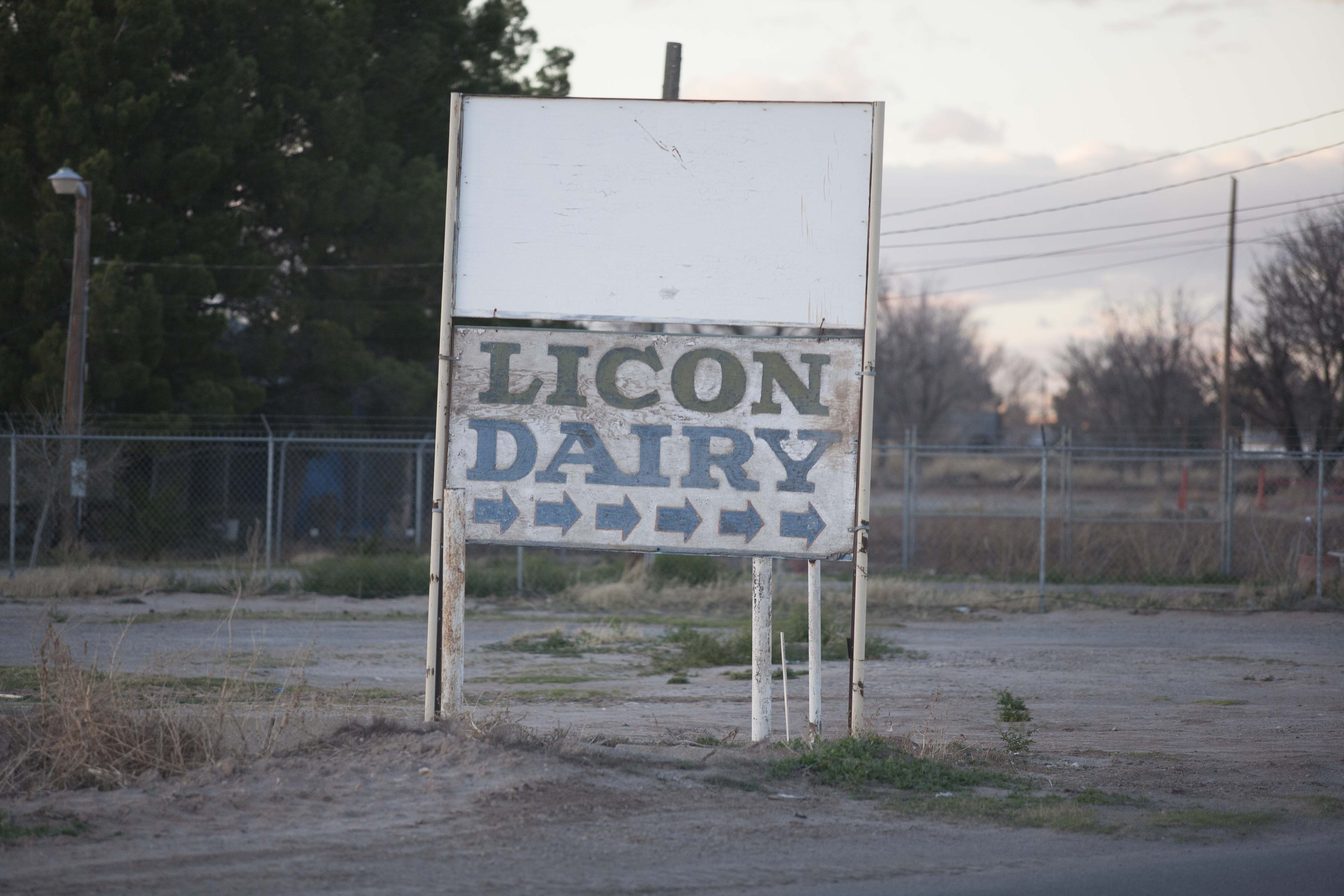 Licon Dairy sign
